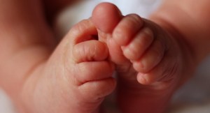 feet of a newborn baby